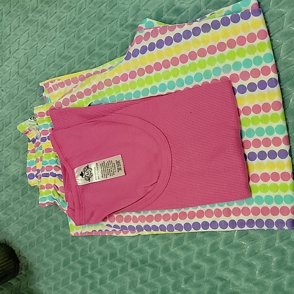Girl's pajamas